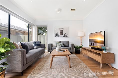 Property photo of 33 McEwan Drive Cranbourne East VIC 3977