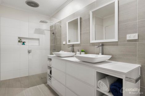 Property photo of 186 Berringa Road Park Orchards VIC 3114