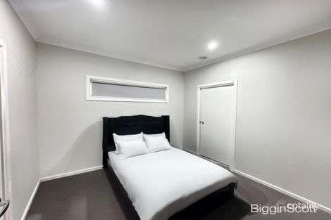 Property photo of 2/31 Arbroath Road Wantirna South VIC 3152