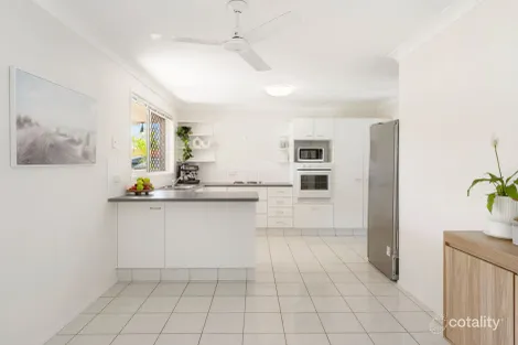 Property photo of 3 Zinnea Street Elanora QLD 4221