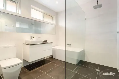 Property photo of 3/8 Lithgow Street Glen Iris VIC 3146