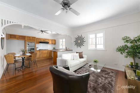 Property photo of 122 Vendale Avenue Moorooka QLD 4105