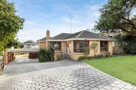 Property photo of 1 Julia Court Doncaster VIC 3108