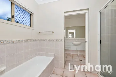 Property photo of 9 Eureka Crescent Kirwan QLD 4817