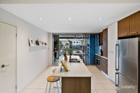 Property photo of 2/1 Redarc Street Fairfield QLD 4103