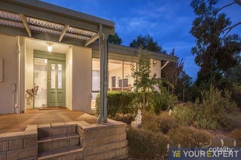 Property photo of 4 Oatlands Road Narre Warren North VIC 3804