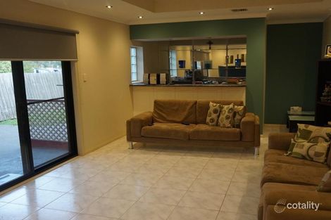 Property photo of 32 John Paul Drive Hillside VIC 3037