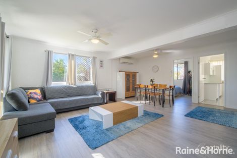 Property photo of 17 Cedrela Street Kin Kora QLD 4680