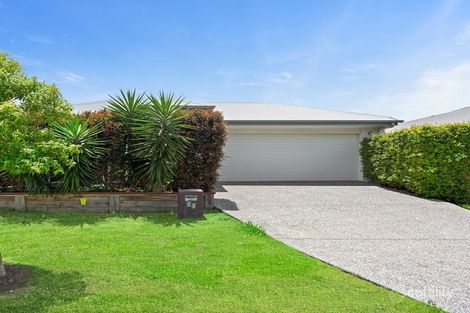 15 Rawlins Cres, North Lakes, QLD 4509