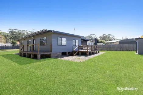 Property photo of 39 Manyana Drive Manyana NSW 2539