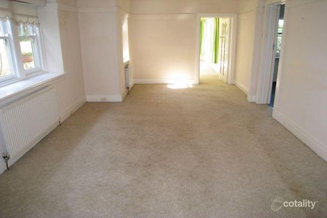 Property photo of 9 Orrong Crescent Camberwell VIC 3124