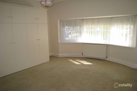 Property photo of 9 Orrong Crescent Camberwell VIC 3124