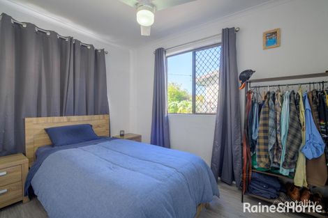 Property photo of 17 Cedrela Street Kin Kora QLD 4680