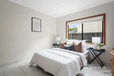 Property photo of 8 Compass Avenue Beaumont Hills NSW 2155