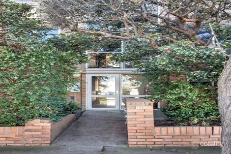Property photo of 12/18A Bloomfield Road Ascot Vale VIC 3032