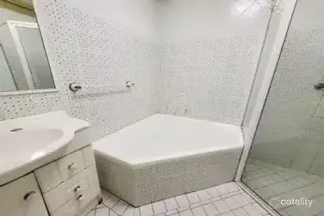 Property photo of 18/2-6 Gloucester Avenue Burwood NSW 2134