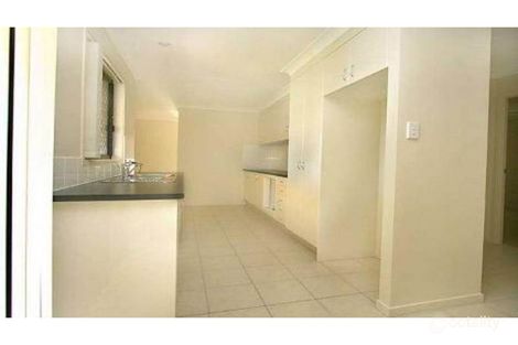 Property photo of 11 Zara Way Heritage Park QLD 4118