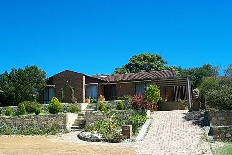 10 Dolphin Way, Beldon, WA 6027