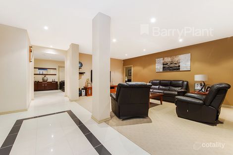 Property photo of 16 Woodsdale Court Cairnlea VIC 3023