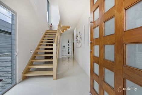 Property photo of 271 The Esplanade Wynnum QLD 4178