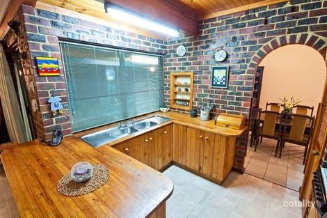 Property photo of 31 Travers Way Swan View WA 6056