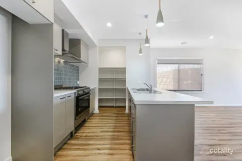 Property photo of 9 Ridley Avenue Leneva VIC 3691