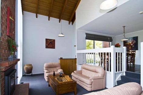 Property photo of 13 Nathan Road Eltham VIC 3095