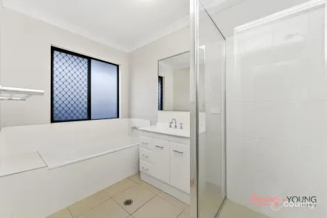 Property photo of 41 Sunhaven Boulevard Burdell QLD 4818