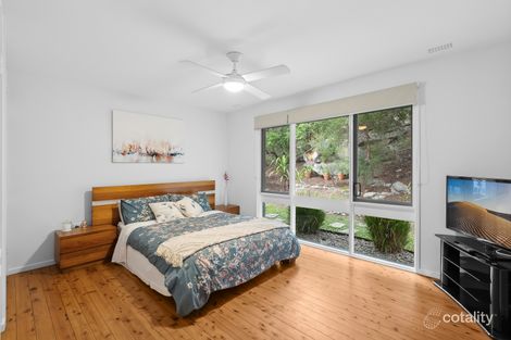 Property photo of 6 Kilkenny Avenue Killarney Heights NSW 2087
