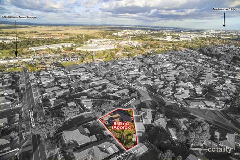 Property photo of 1 Litton Court Craigieburn VIC 3064