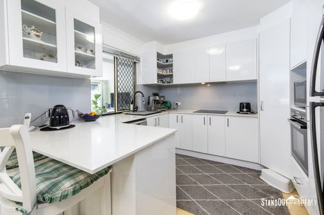 Property photo of 8 Avoca Esplanade Sandstone Point QLD 4511