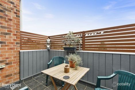 Property photo of 26/5-7 Alfrick Road Croydon VIC 3136
