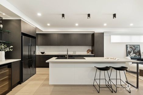 Property photo of 36A Emma Street Holland Park West QLD 4121