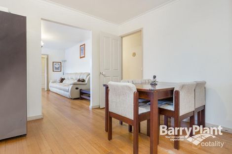 Property photo of 11 Turramurra Drive Keysborough VIC 3173