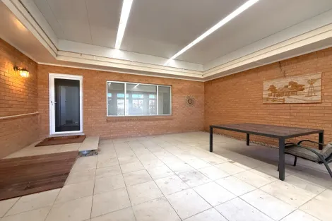 Property photo of 7 Spring Street Young NSW 2594