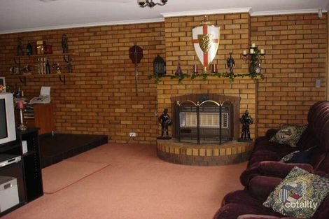 Property photo of 1 Lomalinda Drive Craigmore SA 5114