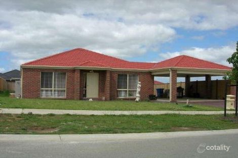 Property photo of 11 Haverbrack Drive Berwick VIC 3806