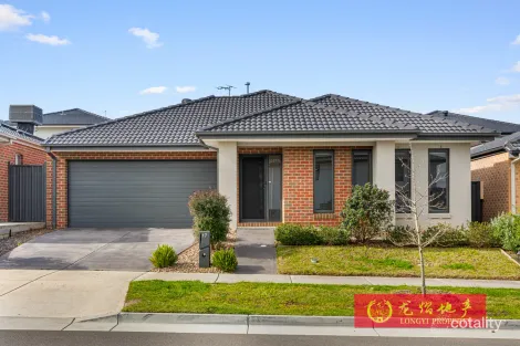 Property photo of 17 Caravan Parade Berwick VIC 3806