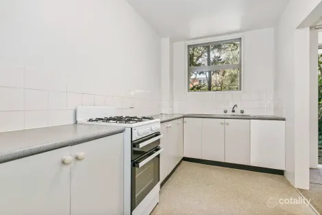 Property photo of 2/14 Fairway Close Manly Vale NSW 2093