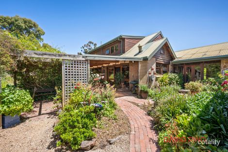 Property photo of 4 Old Orchard Court Riddells Creek VIC 3431