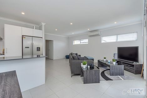 Property photo of 22 Donatti Retreat Caversham WA 6055