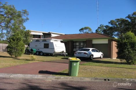 Property photo of 2 Resthaven Avenue Charmhaven NSW 2263