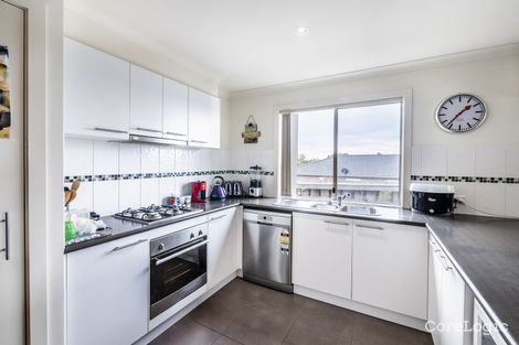 Property photo of 6 Greenview Court Cranbourne North VIC 3977