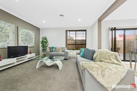 Property photo of 1 Brinsley Place South Morang VIC 3752