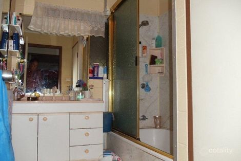 Property photo of 13 Ronto Close Manoora QLD 4870