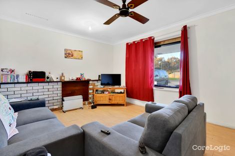 Property photo of 4 Barellan Court Armadale WA 6112