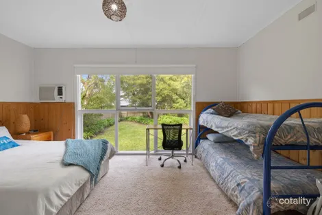 Property photo of 22 Beacon Court Inverloch VIC 3996