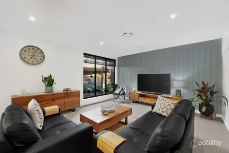 Property photo of 7 Donlea Way Mount Colah NSW 2079