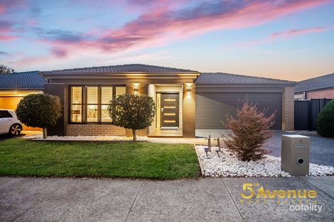 6 Gidran Way, Clyde North, VIC 3978