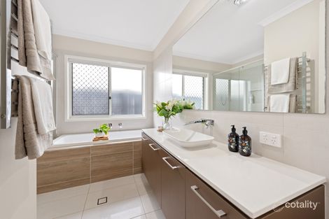 Property photo of 12 Marchant Crescent Corinda QLD 4075